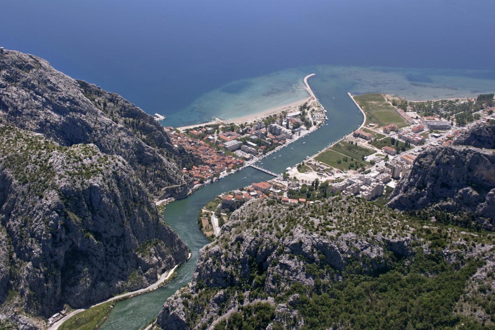 Apartment In Omis With Sea View, Balcony, Air Conditioning, Wi-Fi 外观 照片